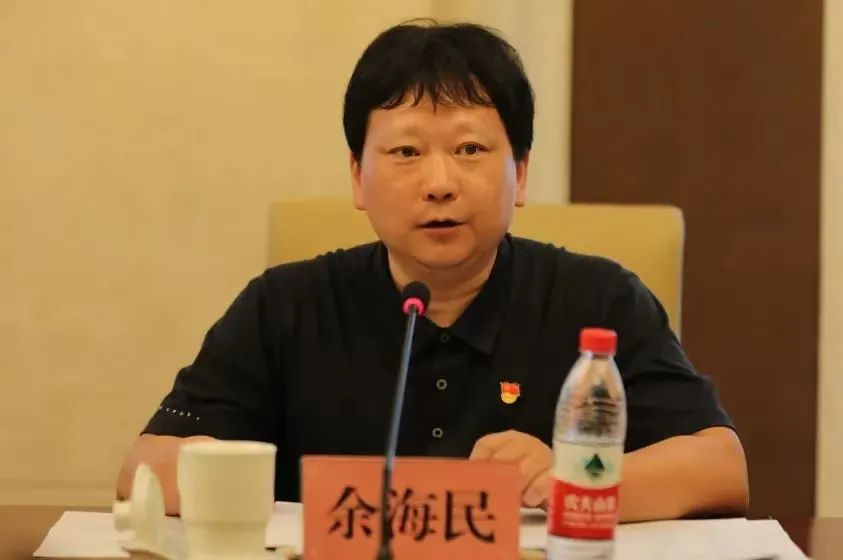 崇外商會聯(lián)合黨委書記、商會會長丁一參加崇外街道黨建協(xié)調(diào)委員會全體會議并代表成員單位進行發(fā)言